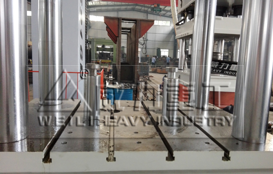 徐州小型車橋內(nèi)贓成形液壓機確定方案