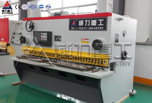 20X2500液壓閘式剪板機(jī)-山東威力重工廠(chǎng)家直銷(xiāo)