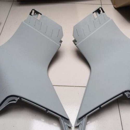 汽車(chē)D柱護(hù)板液壓機(jī)